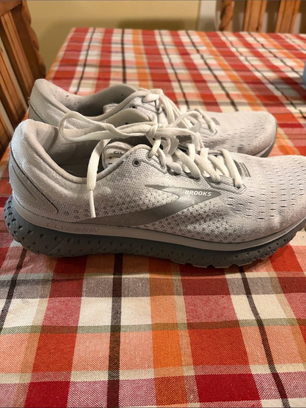 Women’s Brooks Glycerin 18 size 9.5